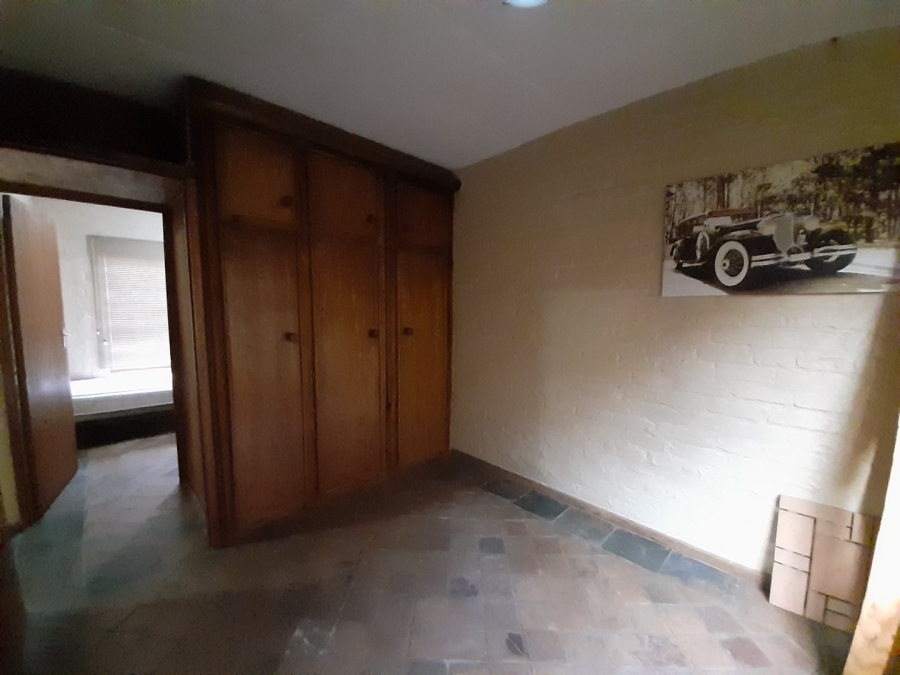 2 Bedroom Property for Sale in Kannoniers Park North West